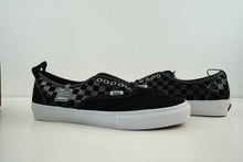Load image into Gallery viewer, Vans Authentic 69 Pro 'S' (Syndicate) Black/White