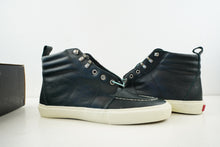 Load image into Gallery viewer, Vans SK8-Hi Boot Syndicate – Mike Hill