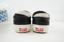 Load image into Gallery viewer, Vans Slip-On 59 LX Zebra