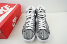 Load image into Gallery viewer, Nike Blazer Mid Premium Vintage 'Marble Mesh'