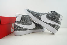 Load image into Gallery viewer, Nike Blazer Mid Premium Vintage 'Marble Mesh'