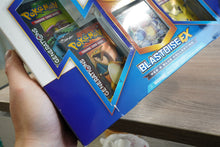 Load image into Gallery viewer, Red &amp; Blue Collection [Blastoise EX] - Generations (GEN)