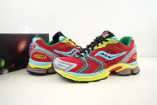 Load image into Gallery viewer, Saucony ProGrid Triumph 4 Jae Tips Flowers Grow Uptown Poison Ivy