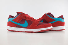 Load image into Gallery viewer, Nike SB Dunk Low Brickhouse Turbo Green
