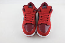 Load image into Gallery viewer, Nike SB Dunk Low Brickhouse Turbo Green