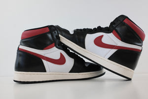 Air Jordan 1 Retro High Black Gym Red