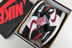Air Jordan 1 Retro High Black Gym Red