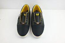Load image into Gallery viewer, Dekline x Wu Tang &quot;Killer Bee&quot; (1 of 500)