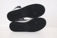 Load image into Gallery viewer, Air Jordan 1 Retro High &#39;85 Black White