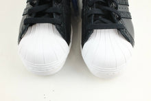 Load image into Gallery viewer, Adidas Superstar 80s D. Rose