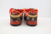 Load image into Gallery viewer, Nike SB Dunk Low Reese Forbes Hunters