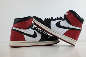 Air Jordan 1 Retro High Black Toe (2016)