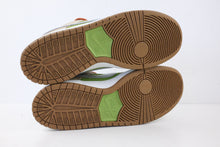 Load image into Gallery viewer, Nike SB Dunk Low Escargot