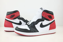 Load image into Gallery viewer, Air Jordan 1 Retro High Black Toe (2016)