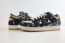 Load image into Gallery viewer, Nike SB Dunk Low Travis Scott