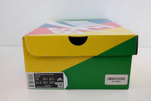 Load image into Gallery viewer, Nike SB Dunk Low Quartersnacks Zebra