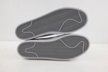 Load image into Gallery viewer, Nike Stefan Janoski x Fragment Design (Wolf Grey)