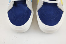 Load image into Gallery viewer, Vans Sk8 Hi Mickey 90th Anniversary x John Van Hamersveld