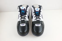 Load image into Gallery viewer, Nike LeBron 6 Summit Lake Hornet