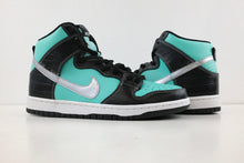 Load image into Gallery viewer, Nike SB Dunk High Diamond Supply Co.