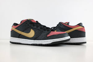 Nike SB Dunk Low Walk of Fame