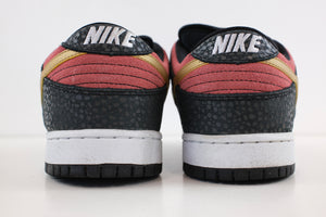 Nike SB Dunk Low Walk of Fame