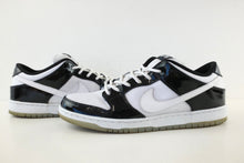 Load image into Gallery viewer, Nike SB Dunk Low Concord