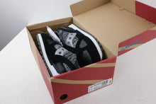 Load image into Gallery viewer, Saucony Shadow Original BAIT Cruel World 3