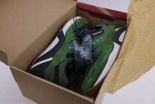 Load image into Gallery viewer, Saucony Grid 9000 Green