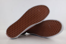 Load image into Gallery viewer, Vans Syndicate Old Skool x Rodney Smith