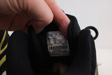 Load image into Gallery viewer, Nike Air Pippen 1 Black Varsity Purple