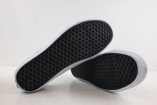 Load image into Gallery viewer, Vans Blends x Old Skool Zip LX &#39;Bones&#39;