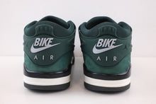 Load image into Gallery viewer, Air Jordan 4 RM SP Nigel Sylvester Grandma&#39;s Driveway
