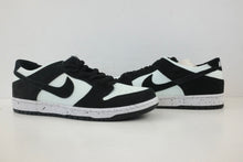 Load image into Gallery viewer, Nike SB Dunk Low Barely Green