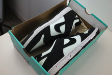 Load image into Gallery viewer, Nike SB Dunk Low Barely Green