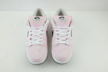 Load image into Gallery viewer, Nike SB Dunk Low Pink Box