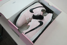 Load image into Gallery viewer, Nike SB Dunk Low Pink Box