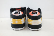 Load image into Gallery viewer, Nike SB Dunk Low Raygun Tie-Dye (Black)