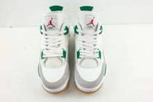 Load image into Gallery viewer, Air Jordan 4 Retro SB Pine Green