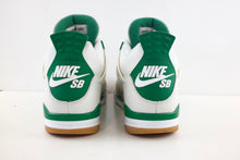 Load image into Gallery viewer, Air Jordan 4 Retro SB Pine Green