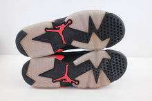 Load image into Gallery viewer, Air Jordan 6 Retro Black Infrared (2019)(GS)