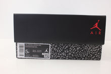 Load image into Gallery viewer, Air Jordan 3 Retro Black Cat (GS)