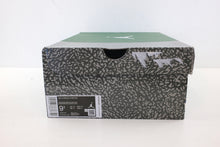 Load image into Gallery viewer, Air Jordan 3 Retro Pine Green