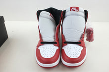 Load image into Gallery viewer, Air Jordan 1 Retro High Chicago (2015)