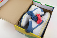 Load image into Gallery viewer, Nike SB Dunk High Atlas Lost at Sea