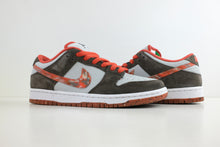 Load image into Gallery viewer, Nike SB Dunk Low Crushed D.C.