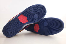 Load image into Gallery viewer, Nike SB Dunk Low Reverse Papa Bear
