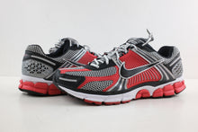 Load image into Gallery viewer, Nike Zoom Vomero 5 Metallic Silver University Red