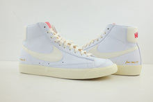 Load image into Gallery viewer, Nike Blazer Mid 77 Vintage Popcorn