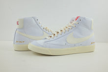 Load image into Gallery viewer, Nike Blazer Mid 77 Vintage Popcorn